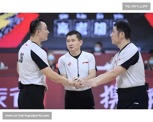 “VAR判罚争议英超听证会召开，裁判录音公开流程受质疑”